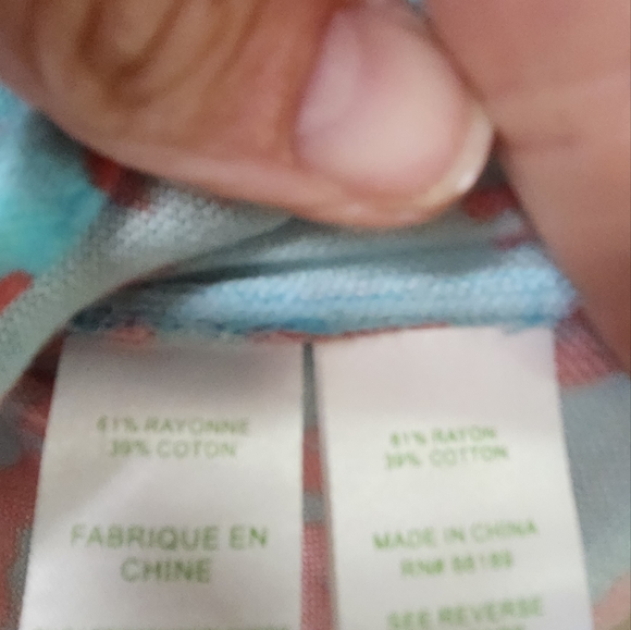 3 piece bundle: Blue Rain boho top,s;  Lilly Pulitzer top, xs;sz 29 white shorts - Picture 7 of 12